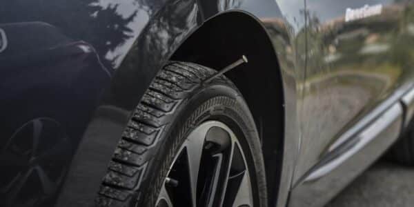 Can You Plug a Run-Flat Tire on a BMW? A Comprehensive Guide for Car Owners and Mechanics